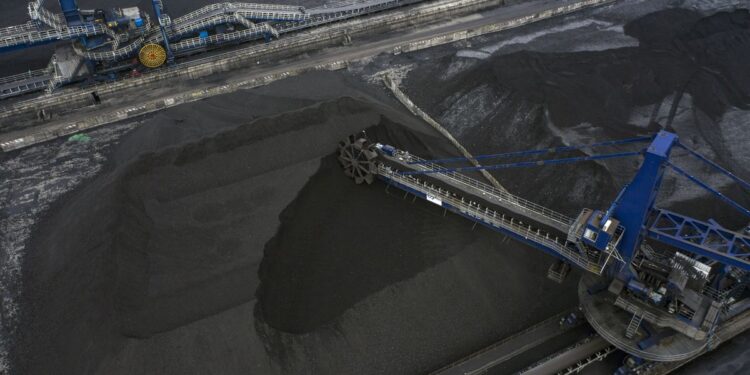 China is Awash With Coal as Import Surge Adds to Mining Boom