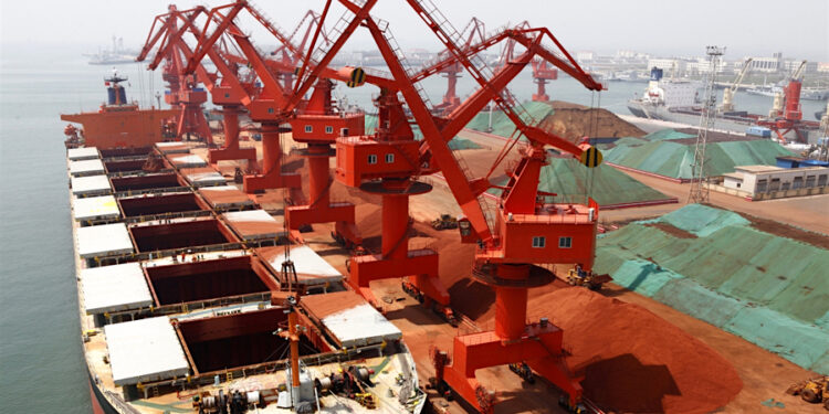 Iron ore extends rally on China property sector optimism